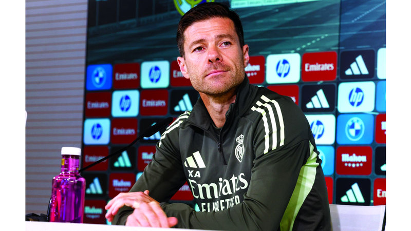 ألونسو يغلق ملف تصرفات فينيسيوس في «الكلاسيكو»
