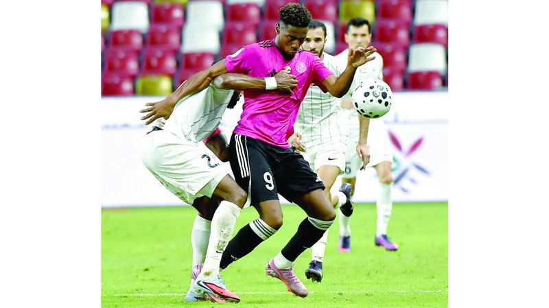 أول هدف من بانزا يضع الجزيرة في سباق المنافسة
