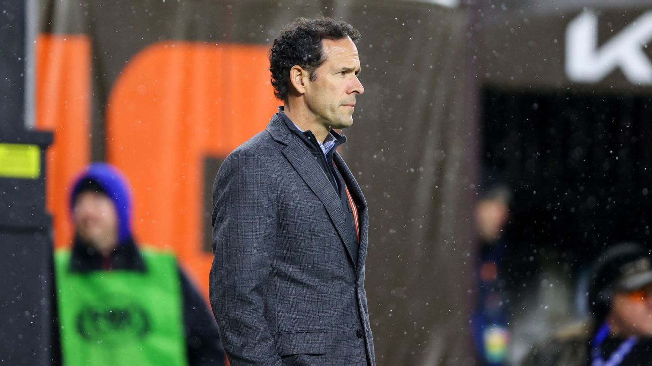 المصادر: Rockies لتوظيف DePodesta لإدارة عمليات البيسبول
