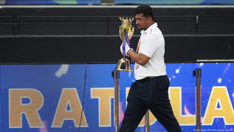 الهند ، فرق الكريكيت الباكستانية spar - DW - 09/29/2025
