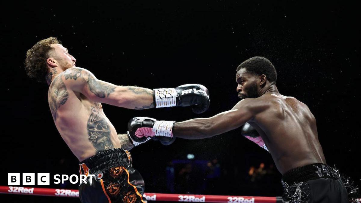 Joshua Buatsi lands a right jab at Zach Parker 