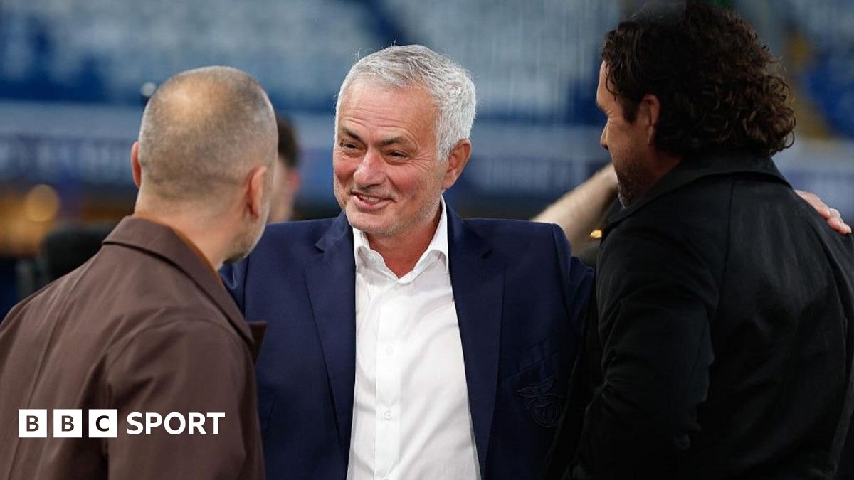 Benfica manager Jose Mourinho talks to former player Joe Cole at Stamford Bridge