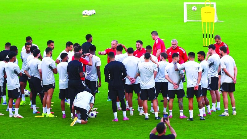 روح اللاعبين وتكاتف الجميع مفتاح التأهل إلى المونديال
