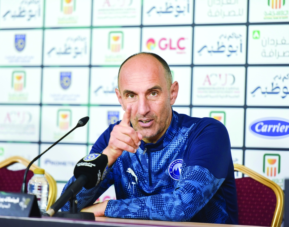 جدل تحكيمي في السوبر المصري.. والإصابات تضرب الأهلي والزمالك قبل «النهائي الكبير»
