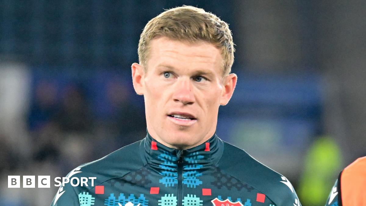 جيمس ماكلين: تم التعامل مع حادثة المعجبين، كما يقول رئيس ريكسهام فيل باركينسون
