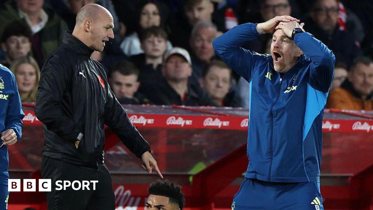 Nottingham Forest head coach Sean Dyche complains to fourth official Bobby Madley during his side