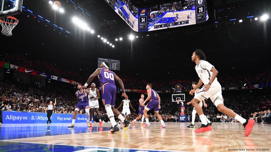 الدوري الاميركي للمحترفين يعود مبدئيا إلى الصين مع لقاء ترامب وشي – DW – 29/10/2025
