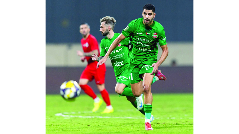 سلطان عادل لاعب مهم جداً.. وأنا أحبه
