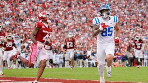 تتصدر ضربة Ole Miss في أوكلاهوما أفضل المتصيدين في كرة القدم الجامعية في الأسبوع التاسع