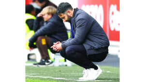 أموريم خاض مع مانشستر يونايتد 33 مباراة وحصد 34 نقطة فقط. أ.ب