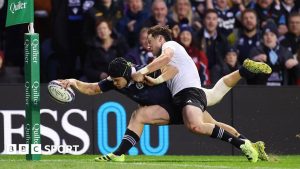 Darcy Graham let the ball slip from his grasp as he reached for the line