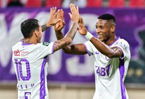العين يحتفل أمام مرمى الحمرية 7 مرات.. ويتأهل في الكأس دون عناء