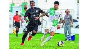 دبا الحصن يستقبل «يونايتد بيرلو» في قمة «الأولى»