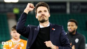 Rangers Head Coach Danny Rohl celebrates at full time during a William Hill Premiership match between Hibernian and Rangers at Easter Road