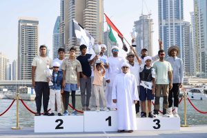 «زلزال 25» بطل سباق دبي للسفن الشراعية 60 قدماً
