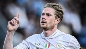 صدمة في نابولي بسبب مدة غياب دي بروين