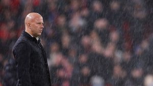 مقامرة كأس كاراباو في سلوت تضع المزيد من الضغط على ليفربول
