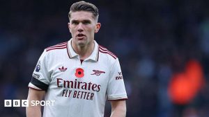 Viktor Gyokeres on the pitch during the match at Burnley
