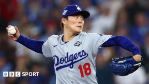 Los Angeles Dodgers pitcher Yoshinobu Yamamoto