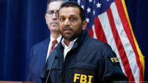 مدرب الدوري الاميركي للمحترفين واللاعبين متهمون في قضية قمار غير قانوني – مكتب التحقيقات الفيدرالي – DW – 23/10/2025