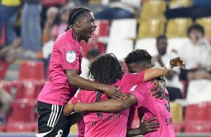 أول هدف من بانزا يضع الجزيرة في سباق المنافسة
