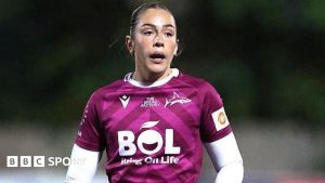 هولي أيتشيسون - أريد أن ألهم مثل فين راسل في لعبة السيدات