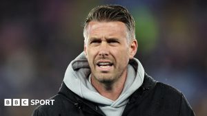 روب إدواردز: من المقرر أن يقترب فريق وولفرهامبتون من مدرب ميدلسبره بشأن دور المدرب الرئيسي